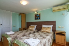 Ivan Da Mariya Guest House - 스카이스캐너 호텔