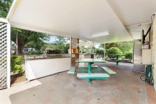 퍼스트 시티 카라빌라 - 스카이스캐너 호텔