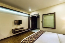 Hotel Ravi Residency - 스카이스캐너 호텔