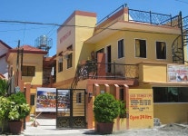 RGB 투어리스트 인 호텔 - 스카이스캐너 호텔