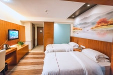 Sunshine Chain Hotel - 스카이스캐너 호텔