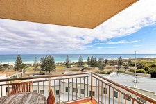 Ocean View Apartment | 2023년 최신 가격 | 호텔 | 스카이스캐너