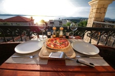 파샤 포트 호텔 & 레스토랑 - 스카이스캐너 호텔