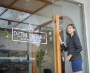 페틱 메라 홈스테이 - 스카이스캐너 호텔