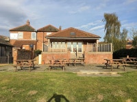 더 화이트 레이디 - 스카이스캐너 호텔