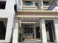 슬로울리 인 | 2023년 최신 가격 | 호텔 | 스카이스캐너