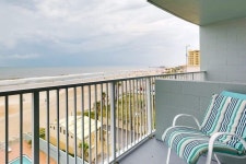 Oceanfront Daytona Beach Condo With Shared Pool! - 스카이스캐너 호텔