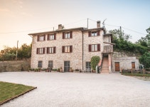 라 디모라 디 프란체스코 - 스카이스캐너 호텔