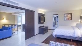 홀리데이 인 익스프레스 멕시코 바실리카, IHG 호텔 - 스카이스캐너 호텔