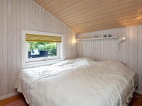 홀리데이 홈 인 프라스퇴 - 스카이스캐너 호텔