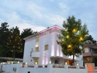 닥터스 호텔 케메르 - 스카이스캐너 호텔