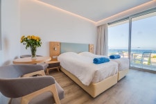 프로타라스 플라자 호텔 - 스카이스캐너 호텔