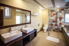 오아시스 호텔 - 스카이스캐너 호텔