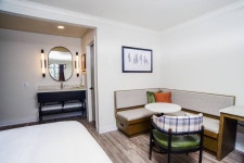 홀리데이 로지 - 스카이스캐너 호텔