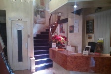 호텔 앙드레 길 - 스카이스캐너 호텔