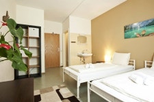 스포트랜드 인 | 2023년 최신 가격 | 호텔 | 스카이스캐너