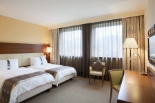 홀리데이 인 살레르노-카바데티레니, IHG 호텔 | 2023년 최신 가격 | 호텔 | 스카이스캐너