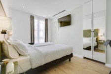 호텔 B 스퀘어 | 2023년 최신 가격 | 호텔 | 스카이스캐너