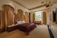 샨티스 모텔 - 스카이스캐너 호텔