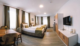 E&B Aparthotel - 스카이스캐너 호텔