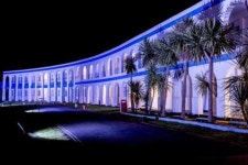 Riviera Hotel | 2023년 최신 가격 | 호텔 | 스카이스캐너