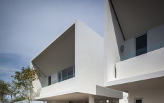 Courtyard Villa, Chachoengsao by Black Pencils Studio - Dwell Courtyard Villa, Chachoengsao by Black Pencils Studio