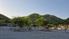 캠핏 | 충주 어게인캠핑장 | D11~12 파쇄석 사이트