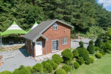 캠핏 | 황토와통나무캠핑장 | 산아래펜션