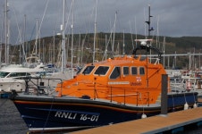 RNLI lifeboat 16-01, Peter... | PeninsulaLight | Blipfoto RNLI lifeboat 16-01, Peter... | PeninsulaLight