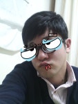 가발 맞췄네요.