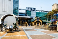 신촌기차역 | 서울연구데이터서비스