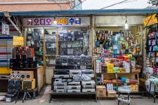 황학동 골동품 시장의 거리풍경 | 서울연구데이터서비스