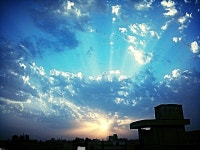 blue, yellow 그리고 house We Heart It의 이미지