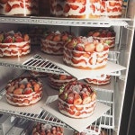 Cakes🎂, strawberries🍓,  sweets🍰 | sweets, tasty 그리고 strawberries