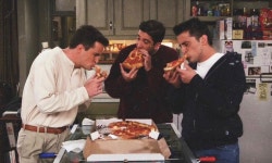friends, movie 그리고 pizza We Heart It의 이미지