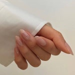 @/hautealex  | beautiful, aesthetic 그리고 nails