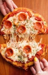 pizza We Heart It의 이미지