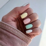 nails, pastel 그리고 vernis We Heart It의 이미지