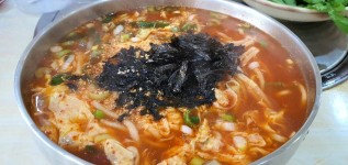 와이고수 - 얼큰이 칼국수 얼큰이 칼국수