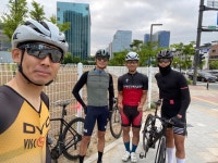 님이 2022년 6월 9일에 수행한 27.9km 라이딩 활동 Zwift - Zone 2.5 in Watopia - [벨로몬][팀동용오] 두두다다 정용진s 27.9km bike ride