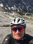 Strava에서 Simon T.님이 2019년 6월 4일에 수행한 22.3km 라이딩 활동 Stelvio in the snow - Simon Thomas... 