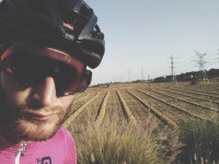 Strava에서 Asaf L.님이 2019년 5월 18일에 수행한 71.4km 라이딩 활동 Destroy the waves, not the planet 🙏 - Asaf Lanzers 71.... 