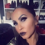 About @lizzz2427 - Poshmark