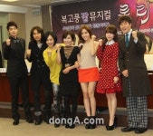 [포토] 롤리폴리의 주역들 ‘뮤지컬로 만나요~’｜동아일보 [포토] 롤리폴리의 주역들 ‘뮤지컬로 만나요~’