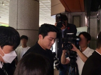 ‘음주운전 바꿔치기’ 이루 ,1심 징역 6개월 집행유예 1년｜동아일보 ‘음주운전 바꿔치기’ 이루 ,1심 징역 6개월 집행유예 1년