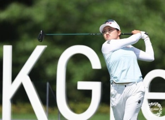 노승희, KLPGA KG 레이디스 오픈 첫 날 단독 선두…첫 우승 도전｜동아일보 노승희, KLPGA KG 레이디스 오픈 첫 날 단독 선두…첫 우승 도전