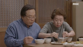 동아일보