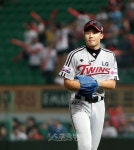 임찬규 “신인왕? 영섭이 형이 있잖아요”｜동아일보 임찬규 “신인왕? 영섭이 형이 있잖아요”