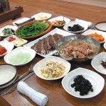[오늘의 채널A]빛고을 송정동 떡갈비 골목 진짜 원조집은?｜동아일보 [오늘의 채널A]빛고을 송정동 떡갈비 골목 진짜 원조집은?