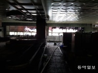 ‘제천 화재’ 추모 칼럼 간직해온 사업가, 김양 모교에 1000만원 기부｜동아일보 ‘제천 화재’ 추모 칼럼 간직해온 사업가, 김양 모교에... 